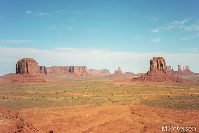 Artist's Point - Monument Valley