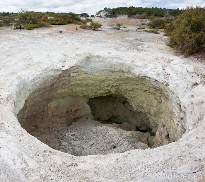 Devil's Home - Wai-O-Tapu