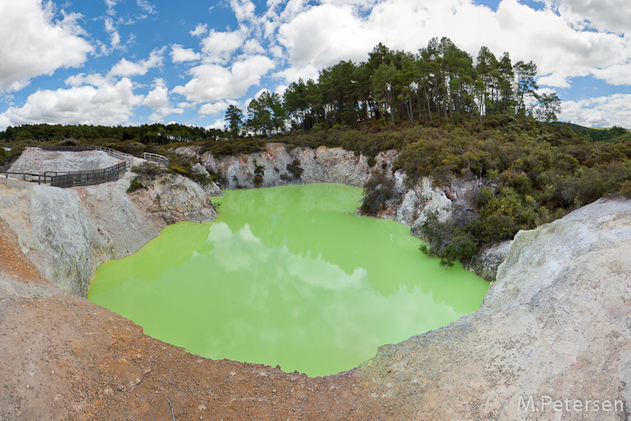 Devil's Bath - Wai-O-Tapu