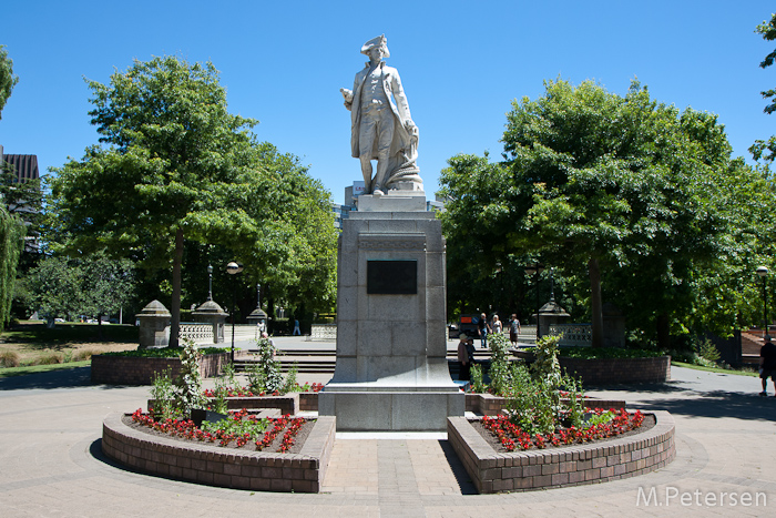 Captain Cook, Victoria Square - Christchurch