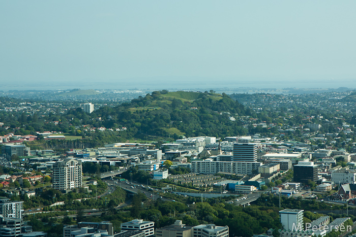 Blick vom Skytower auf den Mount Eden - Auckland