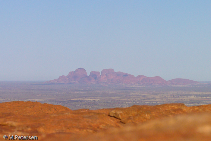 Blick vom Ayers Rock zu den Olgas