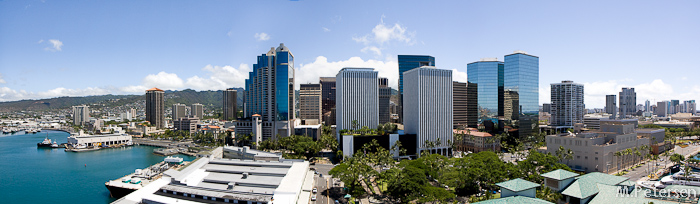 Blick vom Aloha Tower auf Honolulu - Oahu