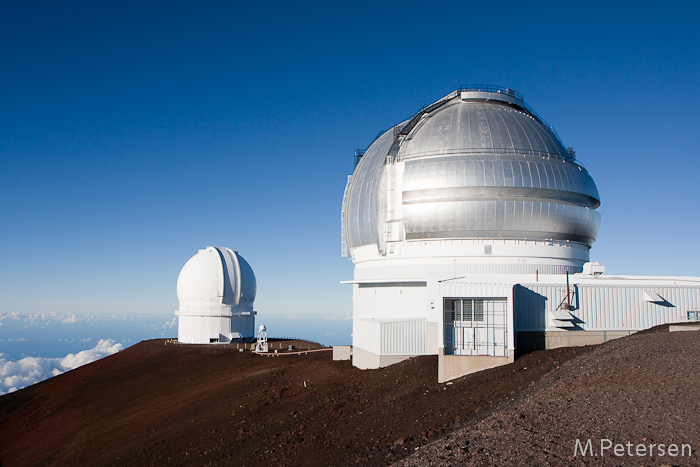 Canada-France-Hawaiian Telescope (links) und Gemini Observatory (rechts), Mauna Kea - Big Island