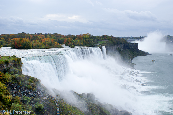 Blick auf die American Falls vom Observation Tower - Niagara Fälle