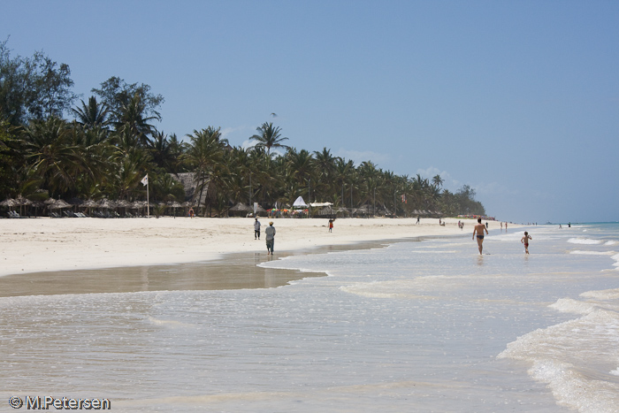 Strand beim Leisure Lodge Hotel - Diani Beach